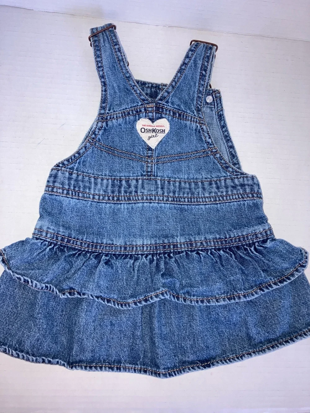OshKosh Girl Blue Denim Ruffle Overall Jumper Dress Heart Pocket 18 mo‎ Adjust